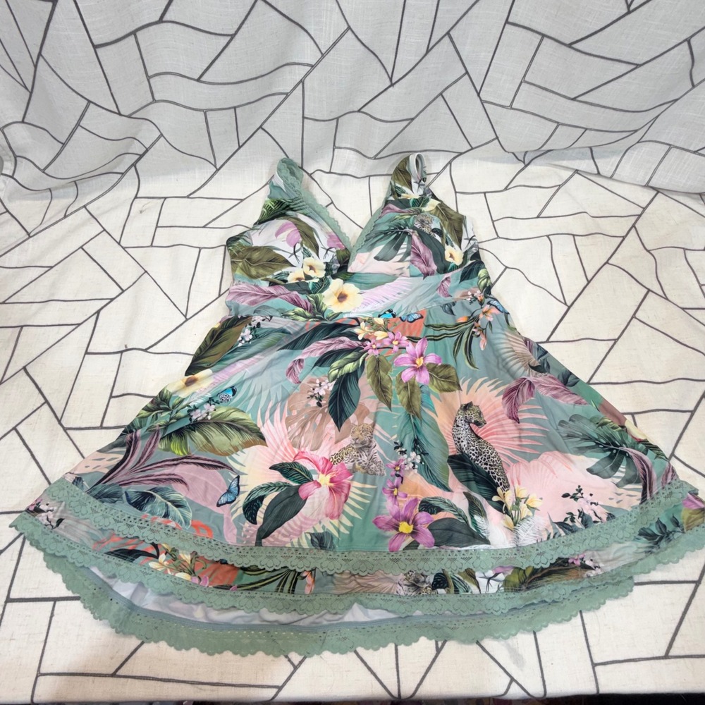 Torrid Swim Dress Size 0 Multicolor Tropical Leopard Lace Trim Swim Top - Picture 3 of 8